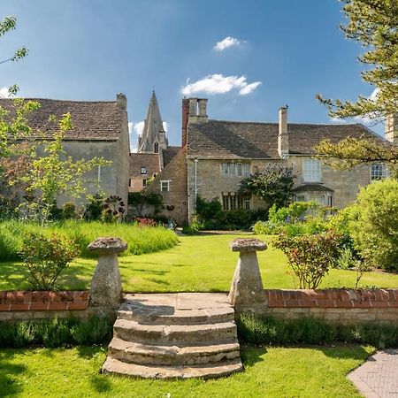 The Stables Villa Kings Cliffe ภายนอก รูปภาพ